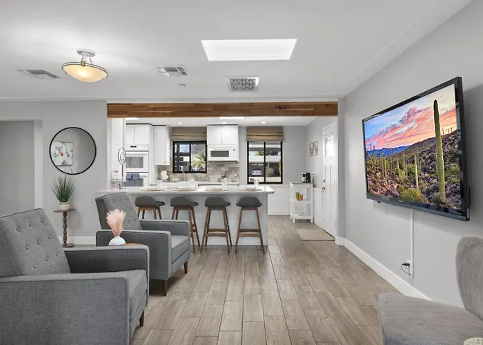 S Neighborhood Within Mins From Attractions Holiday home *